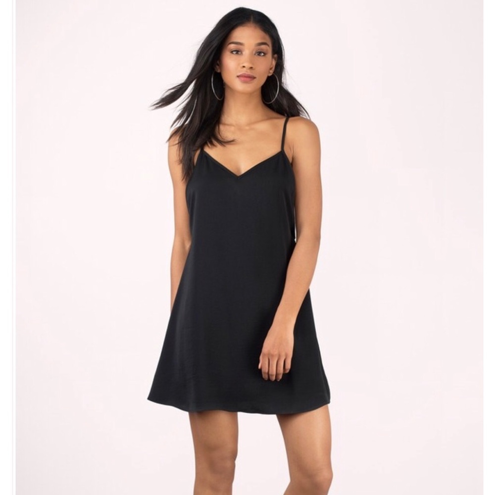 TOBI CUTE BLACK SHIFT DRESS SIZE MEDIUM WORN ONCE